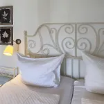 Friesenhaus Amrum Friesenhaushaelfte *hommelkasche* Vakantiehuis *