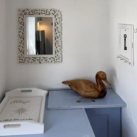 펜션 Friesenhaus Amrum Friesenhaushaelfte *hommelkasche*