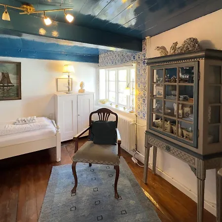 펜션 Friesenhaus Amrum Friesenhaushaelfte *hommelkasche* Suddorf