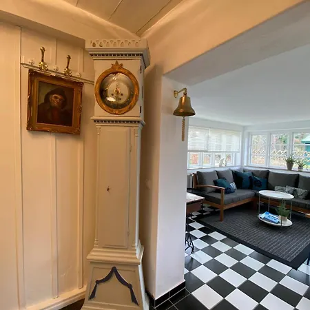 Friesenhaus Amrum Friesenhaushaelfte *hommelkasche* * Suddorf