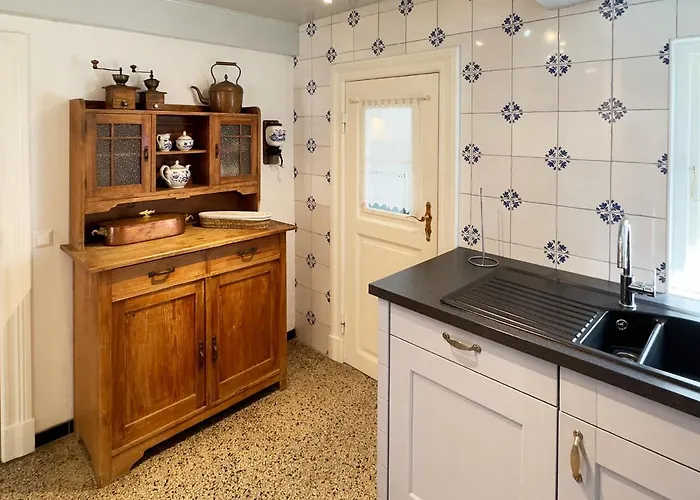 Friesenhaus Amrum Friesenhaushaelfte *hommelkasche* Nyaraló