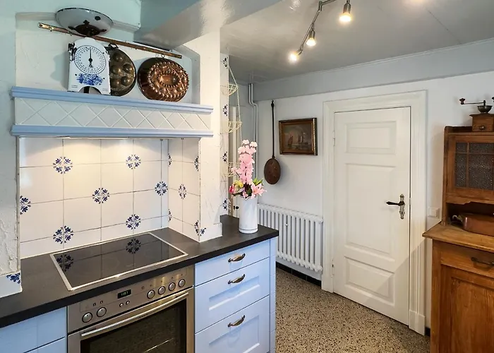 Nyaraló Friesenhaus Amrum Friesenhaushaelfte *hommelkasche*