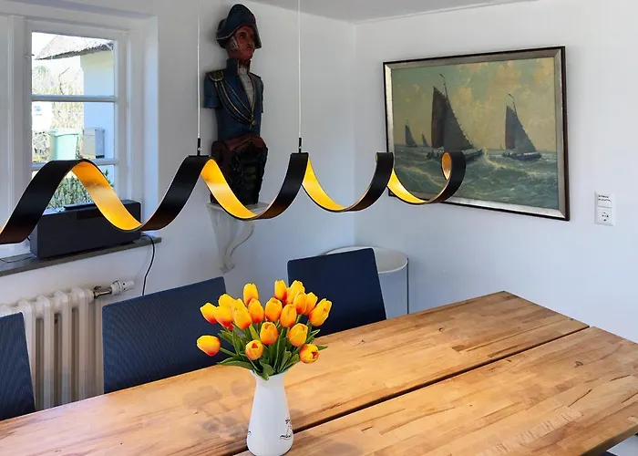 Friesenhaus Amrum Friesenhaushaelfte *hommelkasche* * Suddorf
